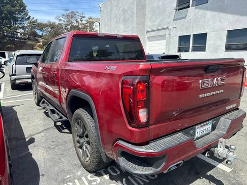 Used 2024 GMC Sierra 1500 Elevation w/ X31 Off-Road Package AWD/4WD image 2