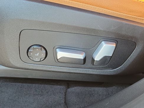 Used 2024 BMW X3 sDrive30i w/ Premium Package image 21