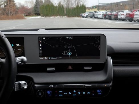 Used 2024 Hyundai Ioniq 5 Limited image 21