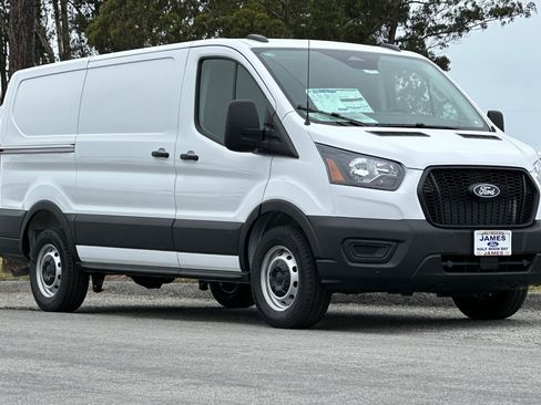 New 2026 Ford Transit 150 Low Roof RWD image 7