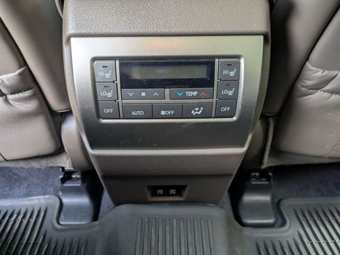 Used 2020 Lexus GX 460 Luxury w/ Accessory Package AWD/4WD image 21