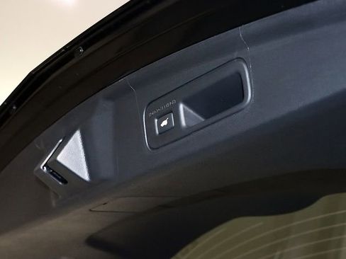 Used 2026 Acura MDX SH-AWD image 31