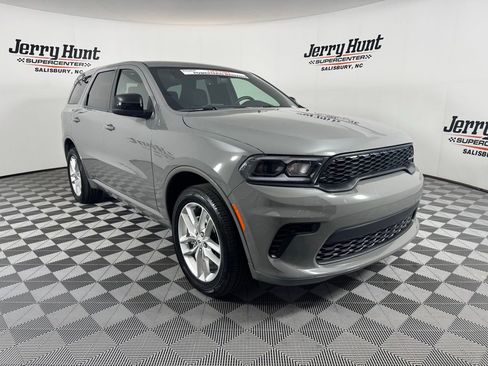 Used 2025 Dodge Durango GT AWD/4WD image 5