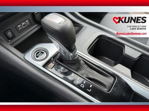Used 2024 Nissan Sentra SV FWD image 21