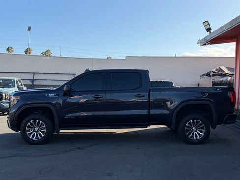 Used 2022 GMC Sierra 1500 AT4 w/ AT4 Premium Package AWD/4WD image 5
