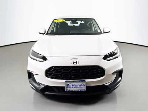 Used 2023 Honda HR-V LX image 2