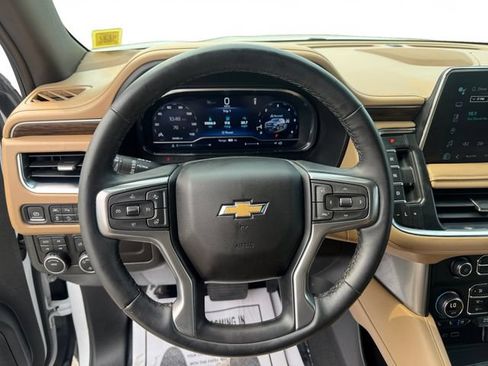 Used 2024 Chevrolet Tahoe Premier AWD/4WD image 13