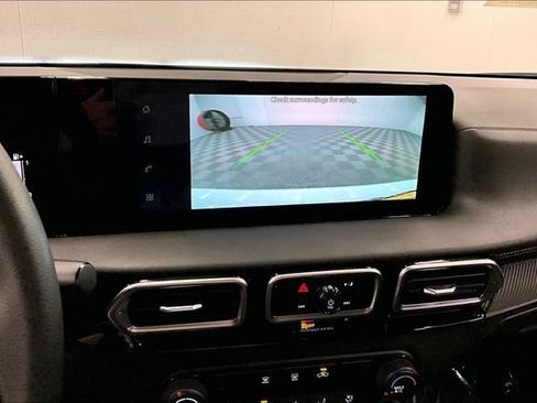 New 2027 Nissan Sentra S w/ Floor Mat Package FWD image 27