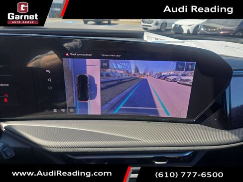 New 2025 Audi SQ5 Prestige image 19