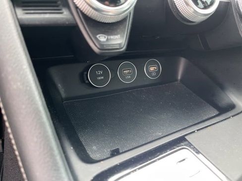 Used 2023 Genesis G70 2.0T AWD/4WD image 26