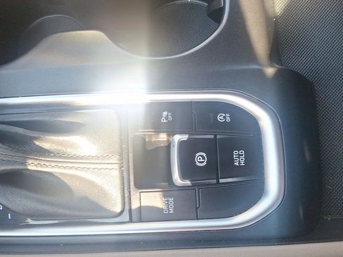 Used 2020 Hyundai Santa Fe SEL FWD image 36