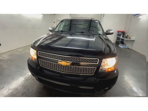 Used 2013 Chevrolet Tahoe LT w/ All-Star Edition RWD image 3