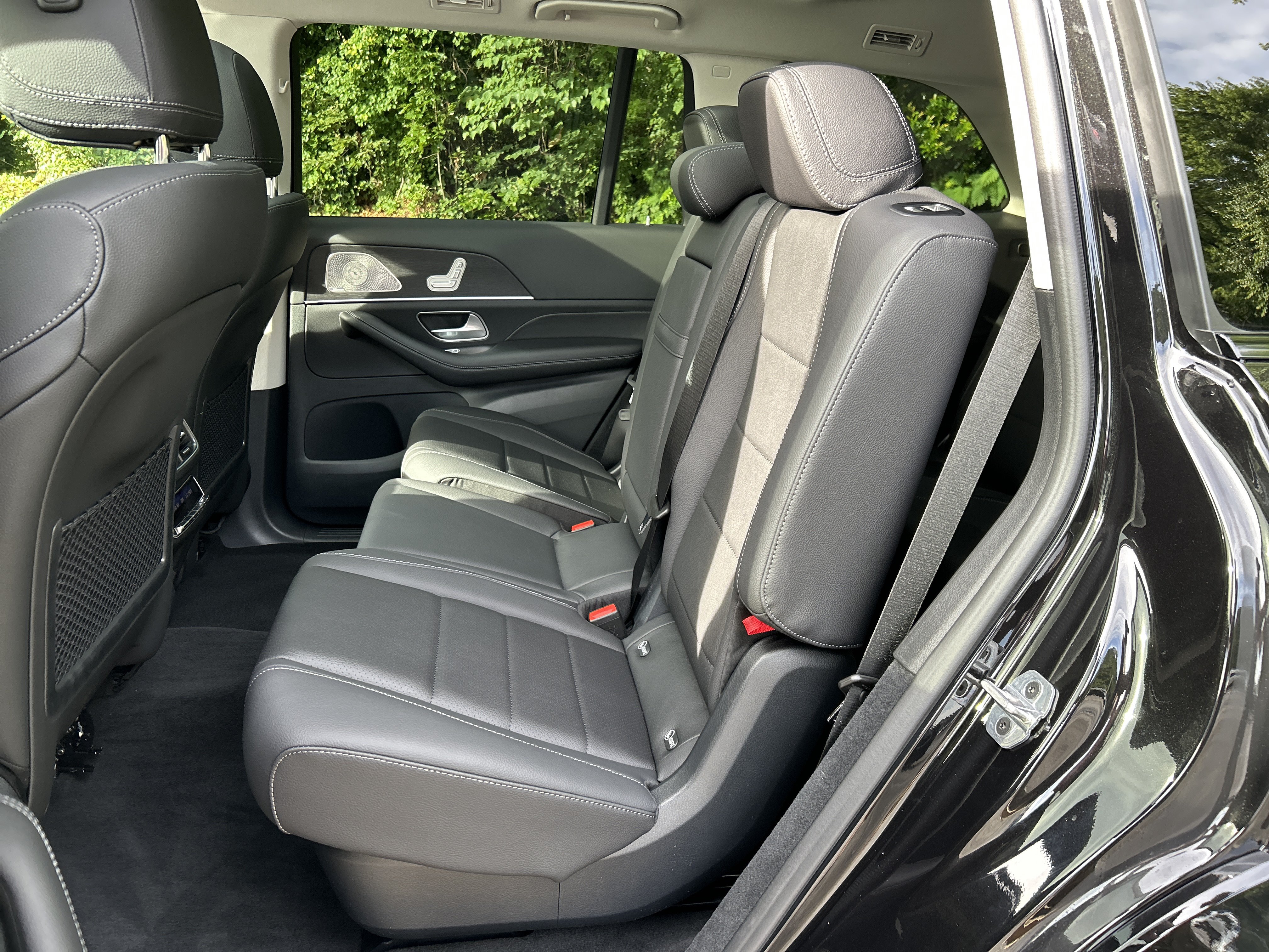 New 2026 Mercedes-Benz GLS 450 4MATIC image 38