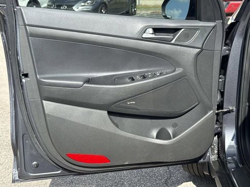 Used 2017 Hyundai Tucson SE Plus FWD image 19