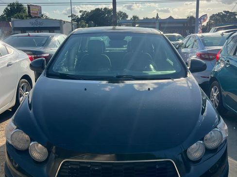 Used 2013 Chevrolet Sonic LT FWD image 2