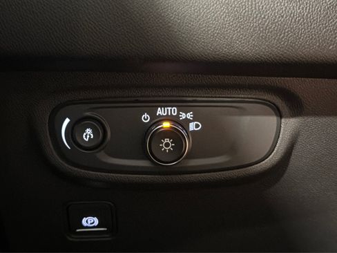 Used 2023 GMC Terrain SLE w/ Driver Convenience Package AWD/4WD image 20