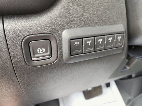 Used 2022 Chevrolet Silverado 3500 W/T w/ WT Convenience Package image 25