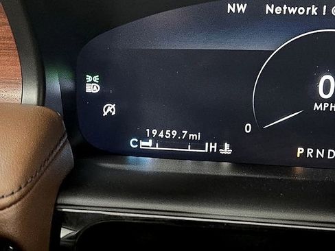 Certified 2021 Lincoln Nautilus Reserve w/ Equipment Group 201A image 21