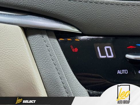 Used 2019 Cadillac XT5 Luxury AWD/4WD image 24