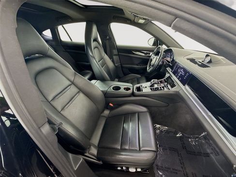 Used 2019 Porsche Panamera 4 w/ Premium Package AWD/4WD image 22