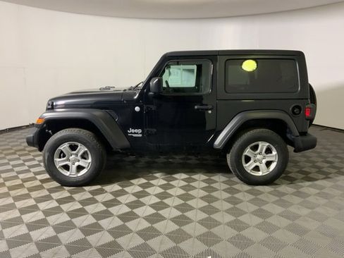 Used 2020 Jeep Wrangler Sport image 5