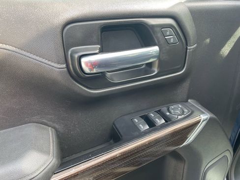 Used 2020 Chevrolet Silverado 1500 LT w/ Texas Edition image 11