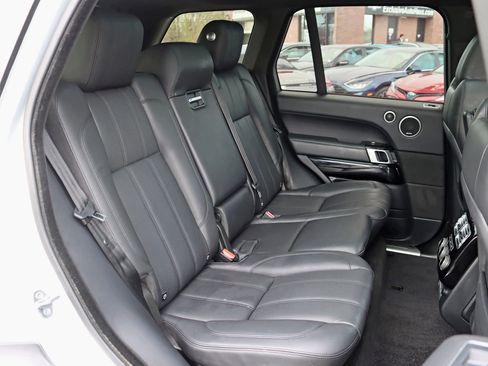 Used 2017 Land Rover Range Rover Supercharged image 32