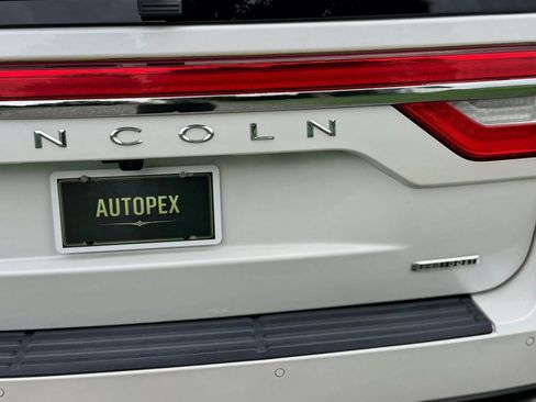 Used 2015 Lincoln Navigator L 4WD w/ Equipment Group 101A Reserve image 29