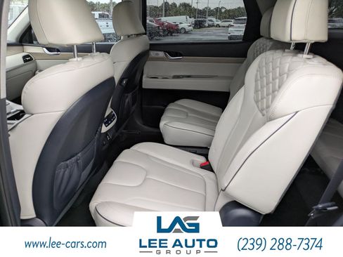 Used 2021 Hyundai Palisade Limited w/ Cargo Package AWD/4WD image 13