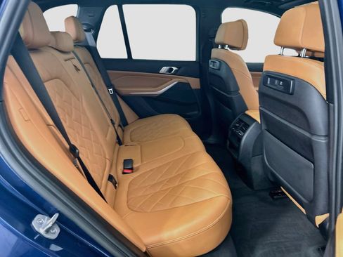 Used 2023 BMW X5 sDrive40i w/ Luxury Seating Package RWD image 21