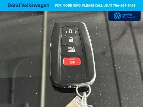 Used 2023 Toyota Camry XLE image 28