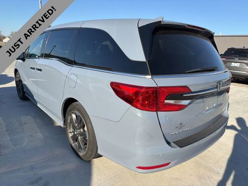 Used 2024 Honda Odyssey Elite image 7