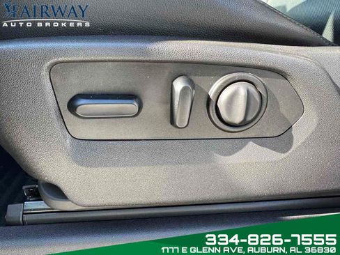 Used 2020 Chevrolet Silverado 2500 LTZ w/ LTZ Premium Package AWD/4WD image 15