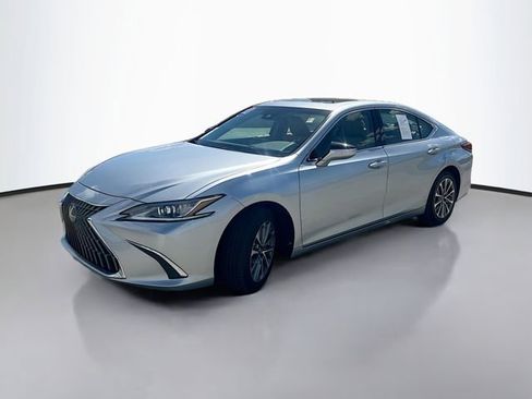 Used 2023 Lexus ES 350 w/ Accessory Package (Z1) image 4