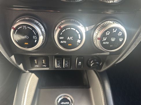 Used 2023 Mitsubishi Outlander Sport ES AWD/4WD image 19