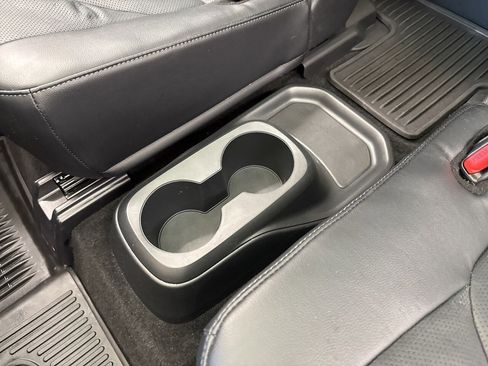 Used 2024 Toyota Highlander Platinum image 42