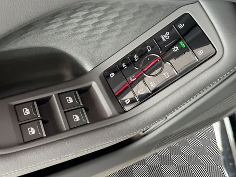 New 2026 Audi A6 Premium Plus AWD/4WD image 12