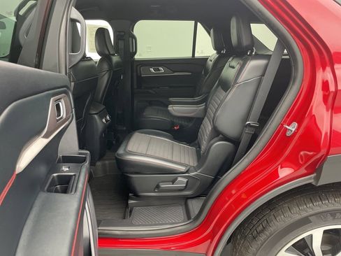 Used 2025 Ford Explorer ST-Line image 44