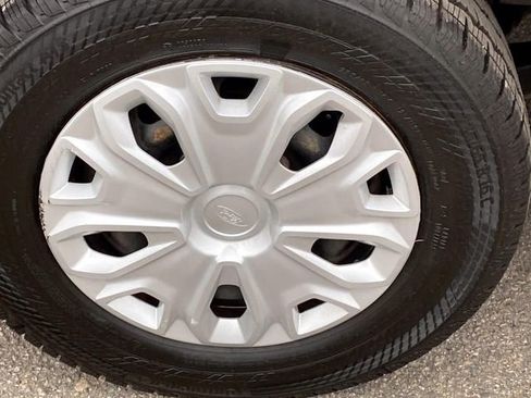 Used 2022 Ford E-Transit 148 High Roof image 25