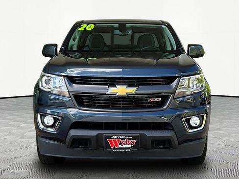Used 2020 Chevrolet Colorado Z71 AWD/4WD image 2