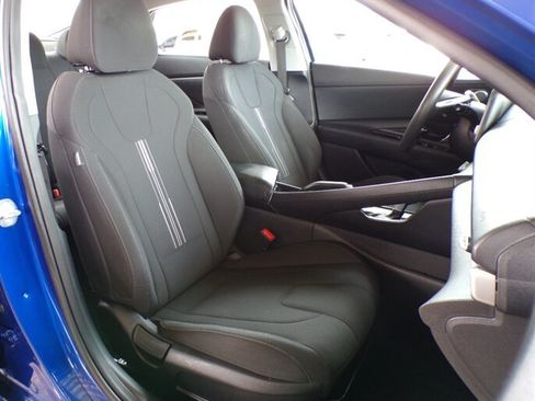 Used 2021 Hyundai Elantra SEL FWD image 24