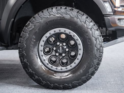 Certified 2025 Ford F150 Raptor AWD/4WD image 23