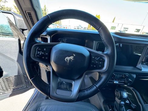 Used 2023 Ford Bronco Outer Banks AWD/4WD image 19
