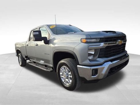 Used 2025 Chevrolet Silverado 3500 LT w/ Convenience Package image 1
