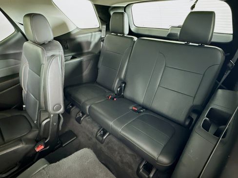 Used 2019 Chevrolet Traverse LT AWD/4WD image 28