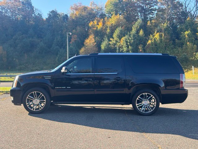 Used 2014 Cadillac Escalade ESV Premium AWD/4WD image 21