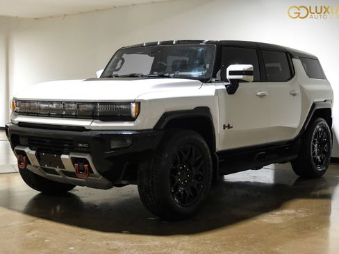Used 2025 GMC Hummer EV 2X w/ LPO, Sport Package AWD/4WD image 8