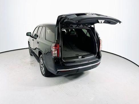 Used 2022 Chevrolet Tahoe LT w/ Luxury Package RWD image 25