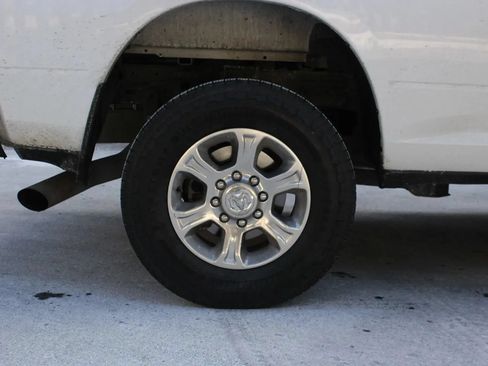 Used 2024 RAM 2500 Big Horn AWD/4WD image 5