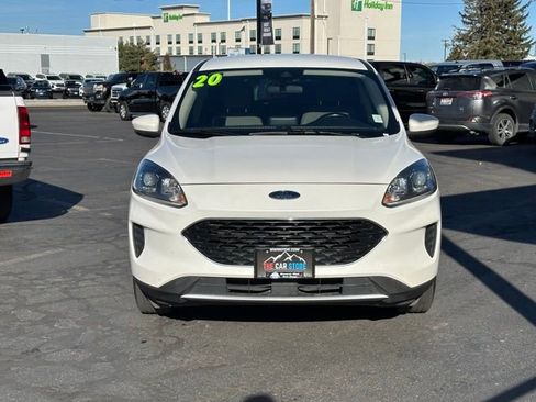 Used 2020 Ford Escape SE image 2